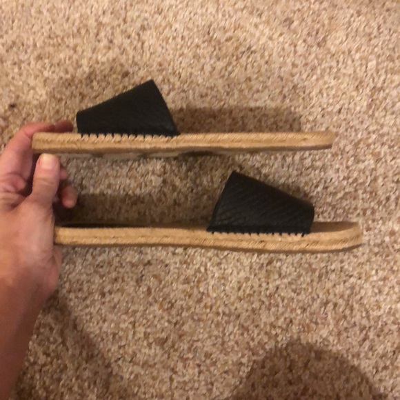 UGG slide sandals - Picture 3 of 5